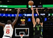 英雄联盟总决赛赛程-快船外线火力全开，主场斩获胜利