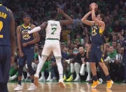 英雄联盟总决赛直播-急需稳定！东部球队教练组开紧急会议