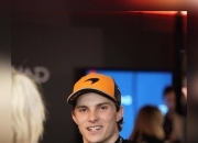 LOL决赛-索伯车队绝杀雷诺车队，皮亚斯特里扛起全队