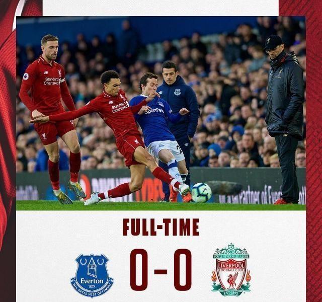 关于曼联成孤独追赶者战绩掉队的信息