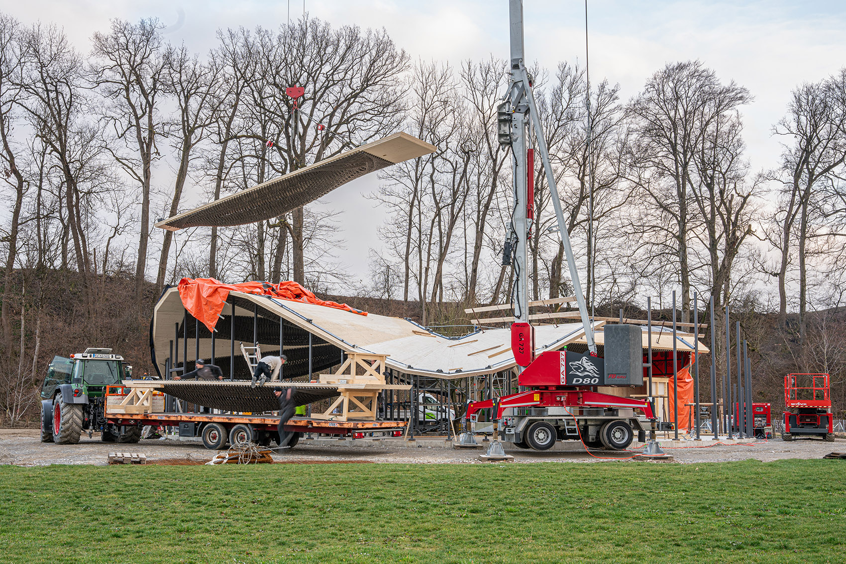 包含斯图加特坚持不懈，赢得短期成果的词条
