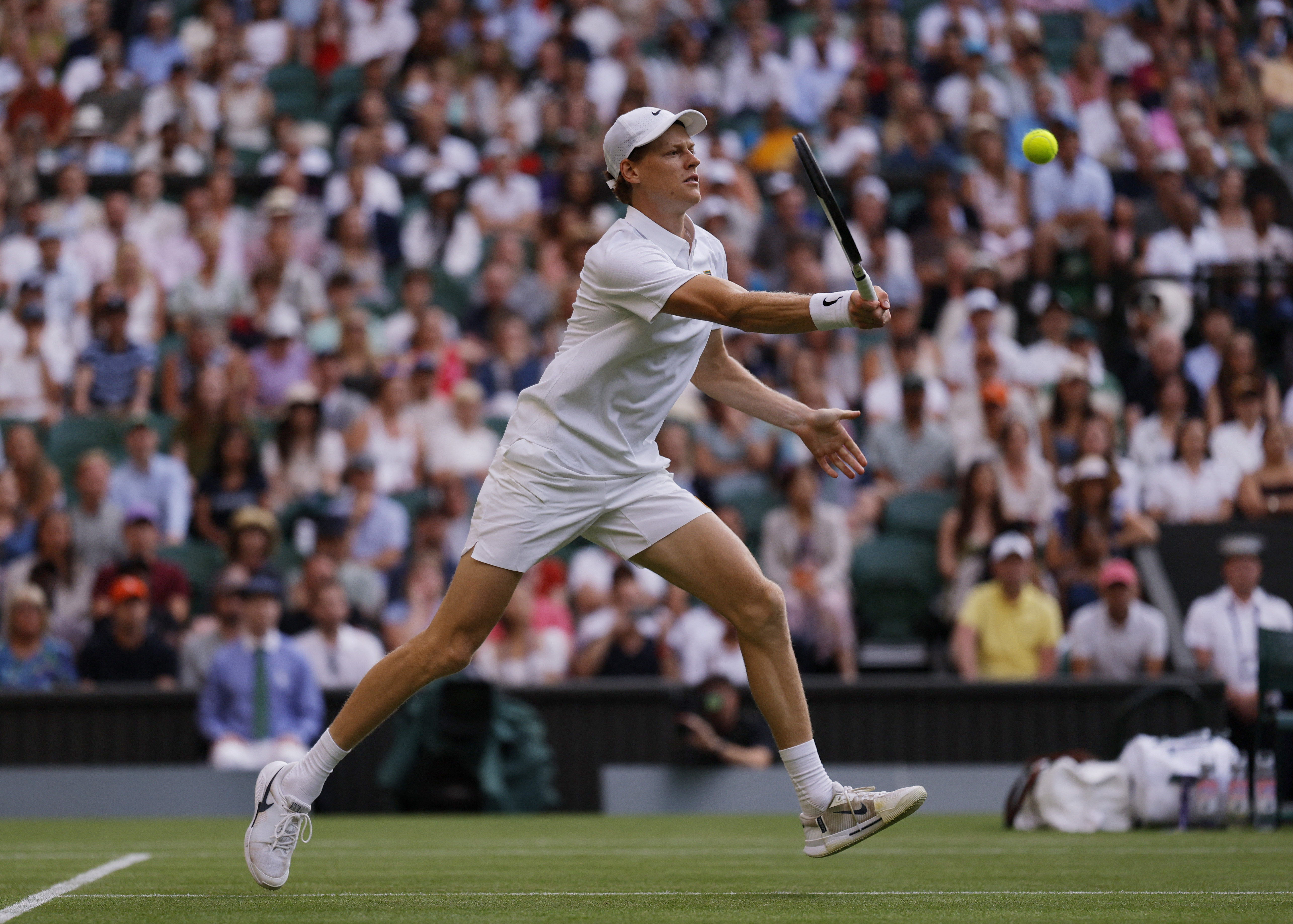 拉沃尔杯完胜温网，辛纳高光表现的简单介绍