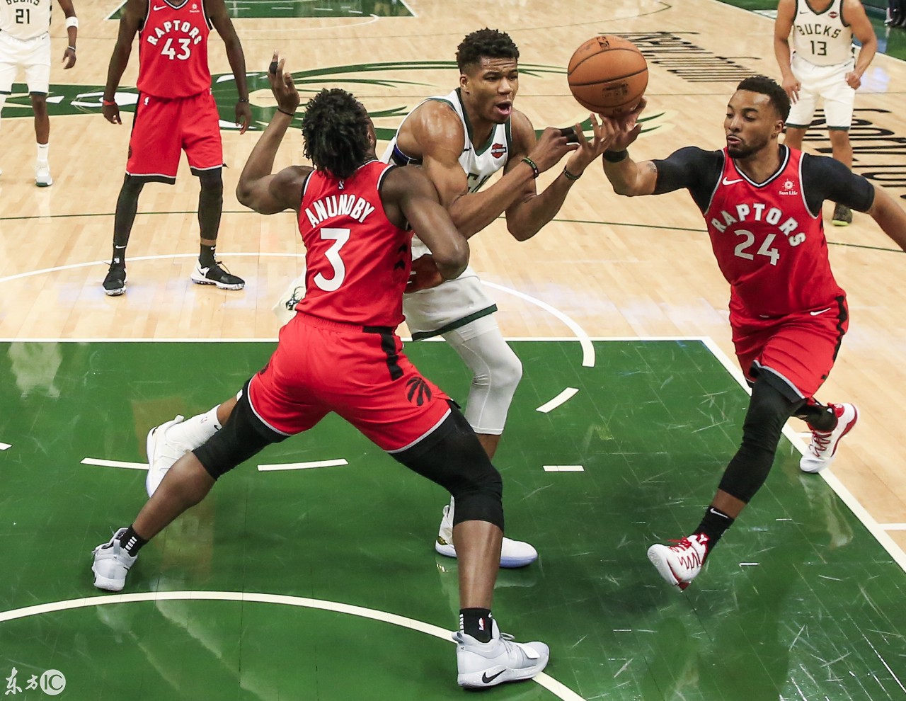 骑士不敌猛龙：艺术晚会堂拼筹码绝不为