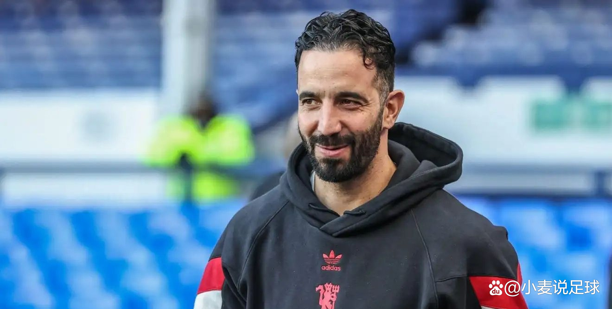 曼联轻取巴萨，贝林厄姆惊艳四座