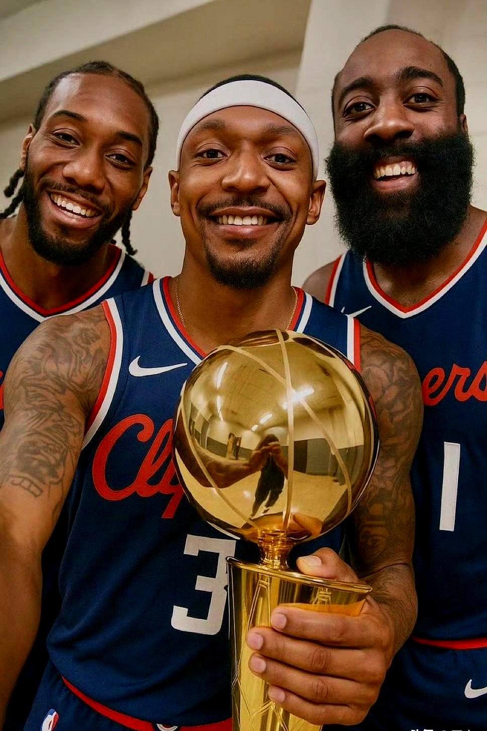 上海队逆转山东队，哈登刷新纪录