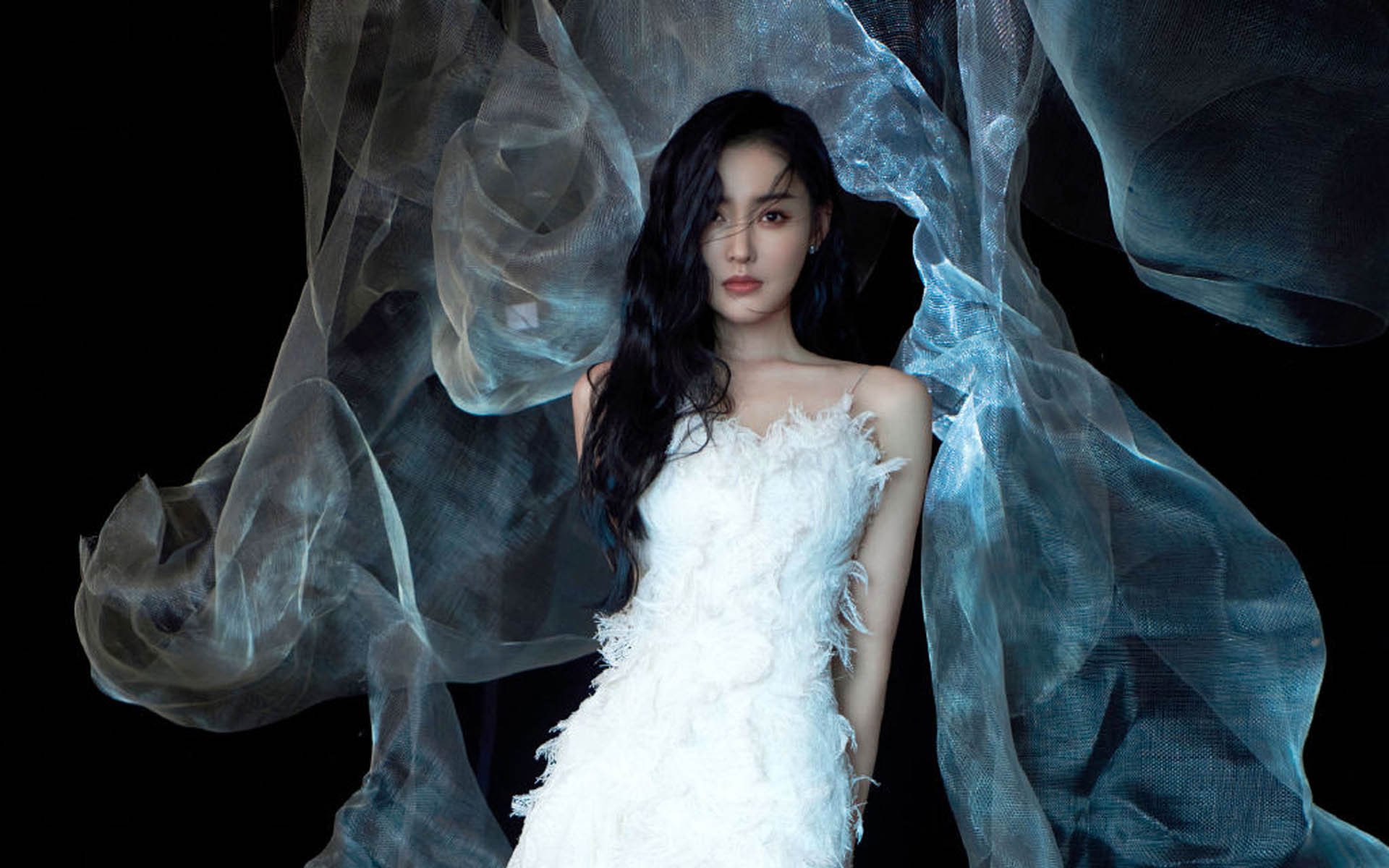 红龙咆哮亚平宁，凯恩攻防统治，威尔士强压拉齐奥