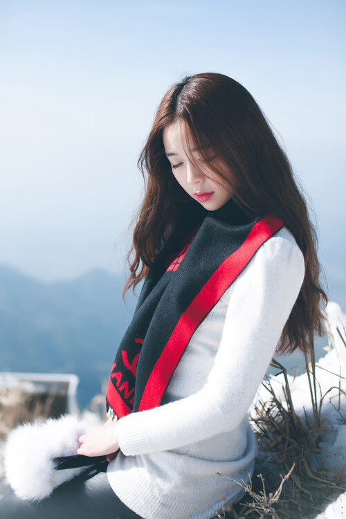 闪光与韧性，阿什拉夫爆发之夜，威尔士逆转书写足球诗篇