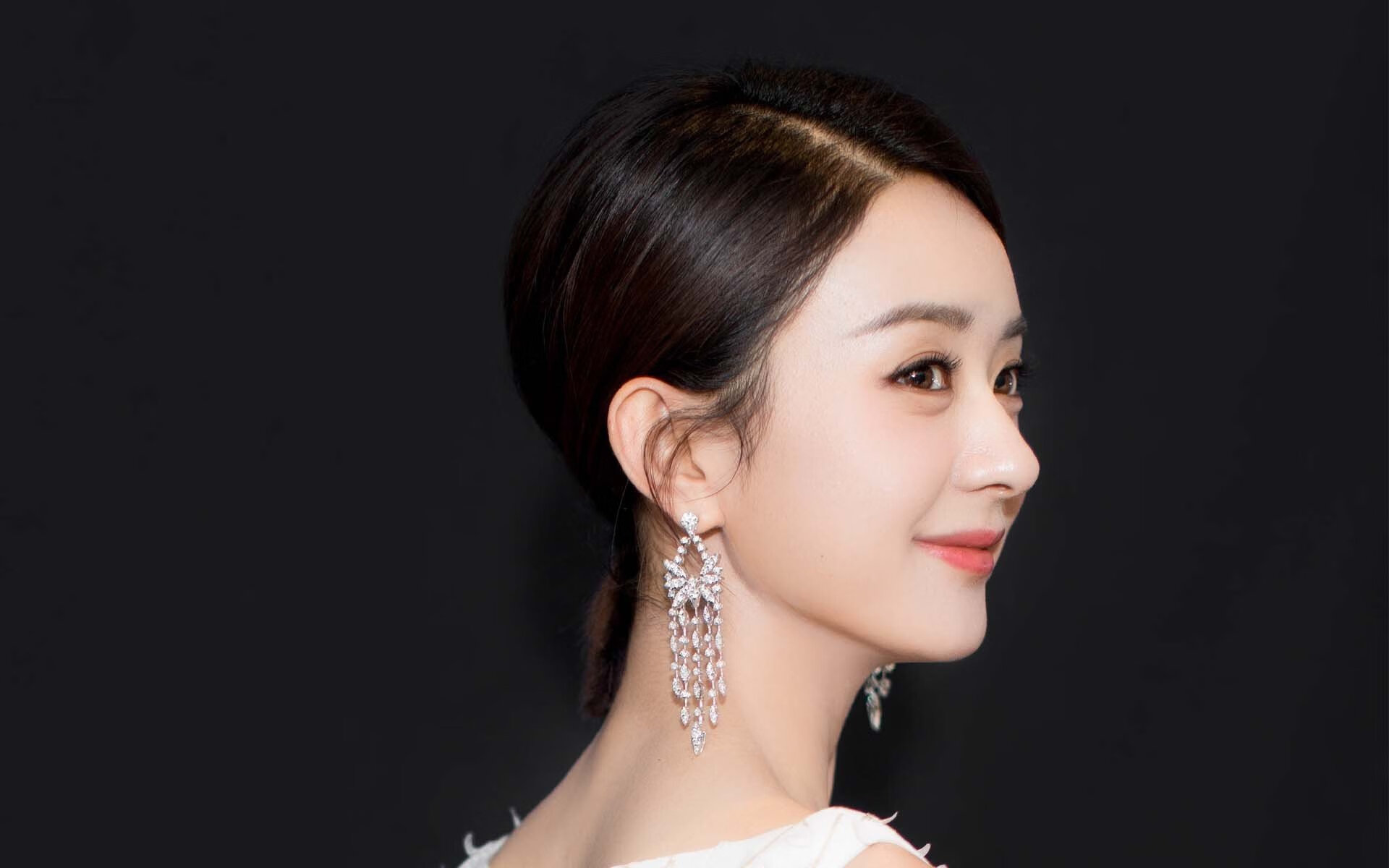 F1年度争冠焦点战，从喀麦隆硬仗取胜沙特看竞技的唯一性