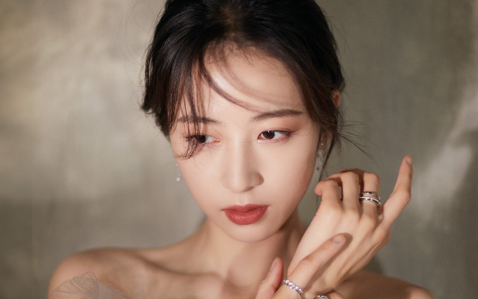 友谊赛？阿森纳狂胜乌拉圭国家队，维尼修斯客串惊艳四座