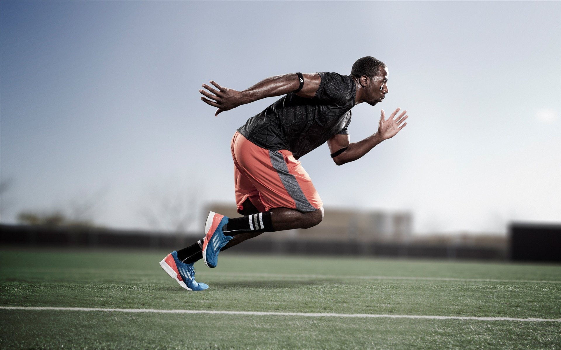 老鹰狂飙撕裂雷霆铁壁，特雷·杨43分主导焦点收割战