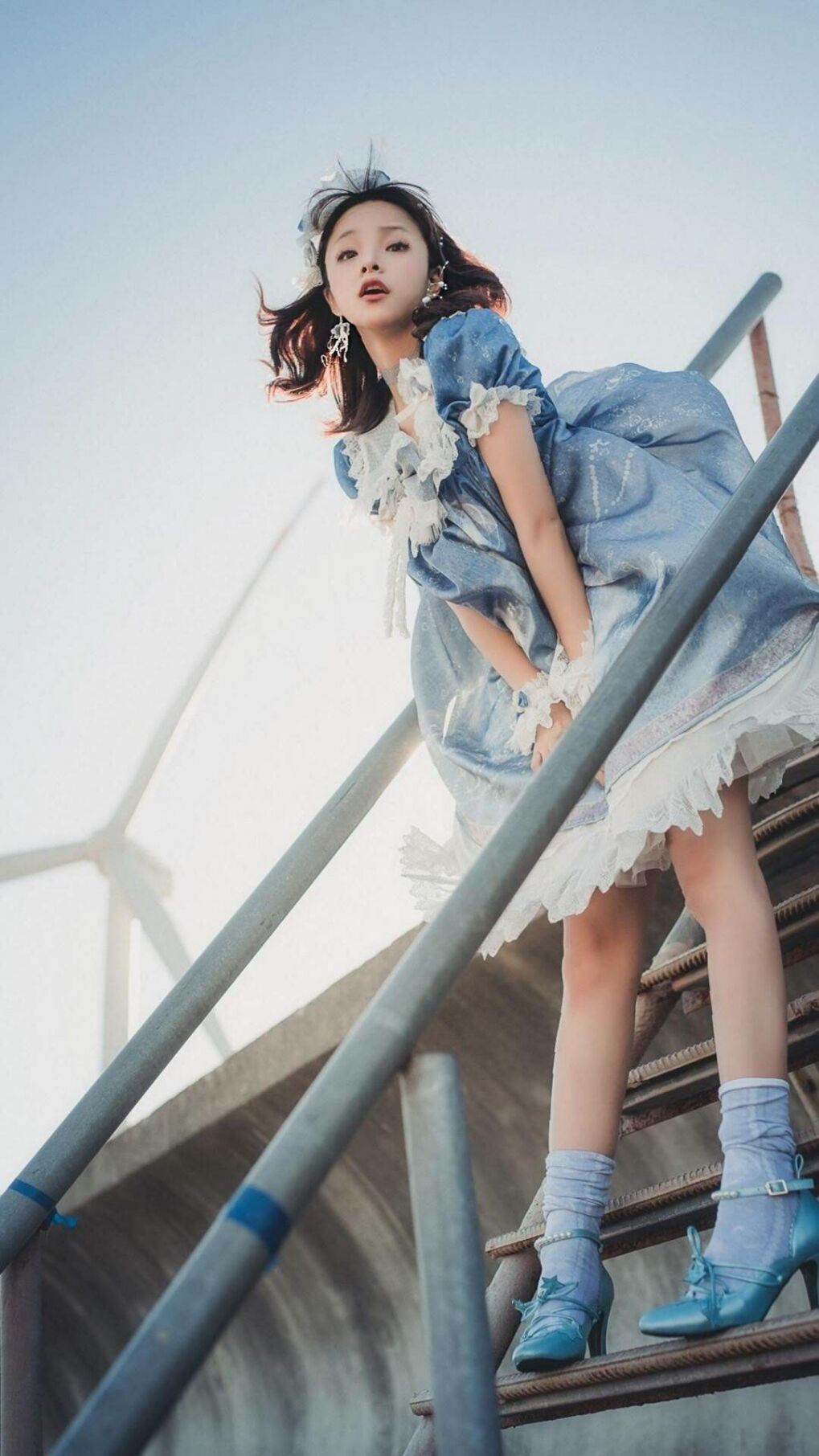 赛道与球场同频心跳,F1新赛季风驰电掣,深圳队最后时刻险胜步行者